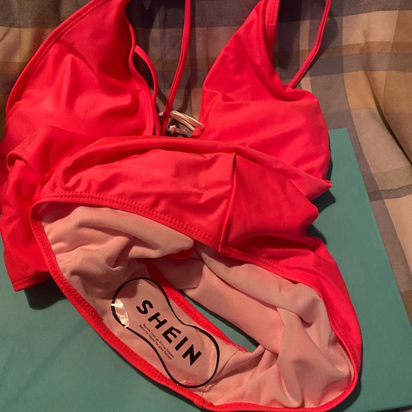 Shein Coral pink Plunge Bikini with ring in front.  Brand New, never worn 2XL. - Picture 4 of 6